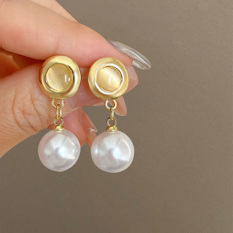 Cat’s Eye Stone Chain Pearl Earrings